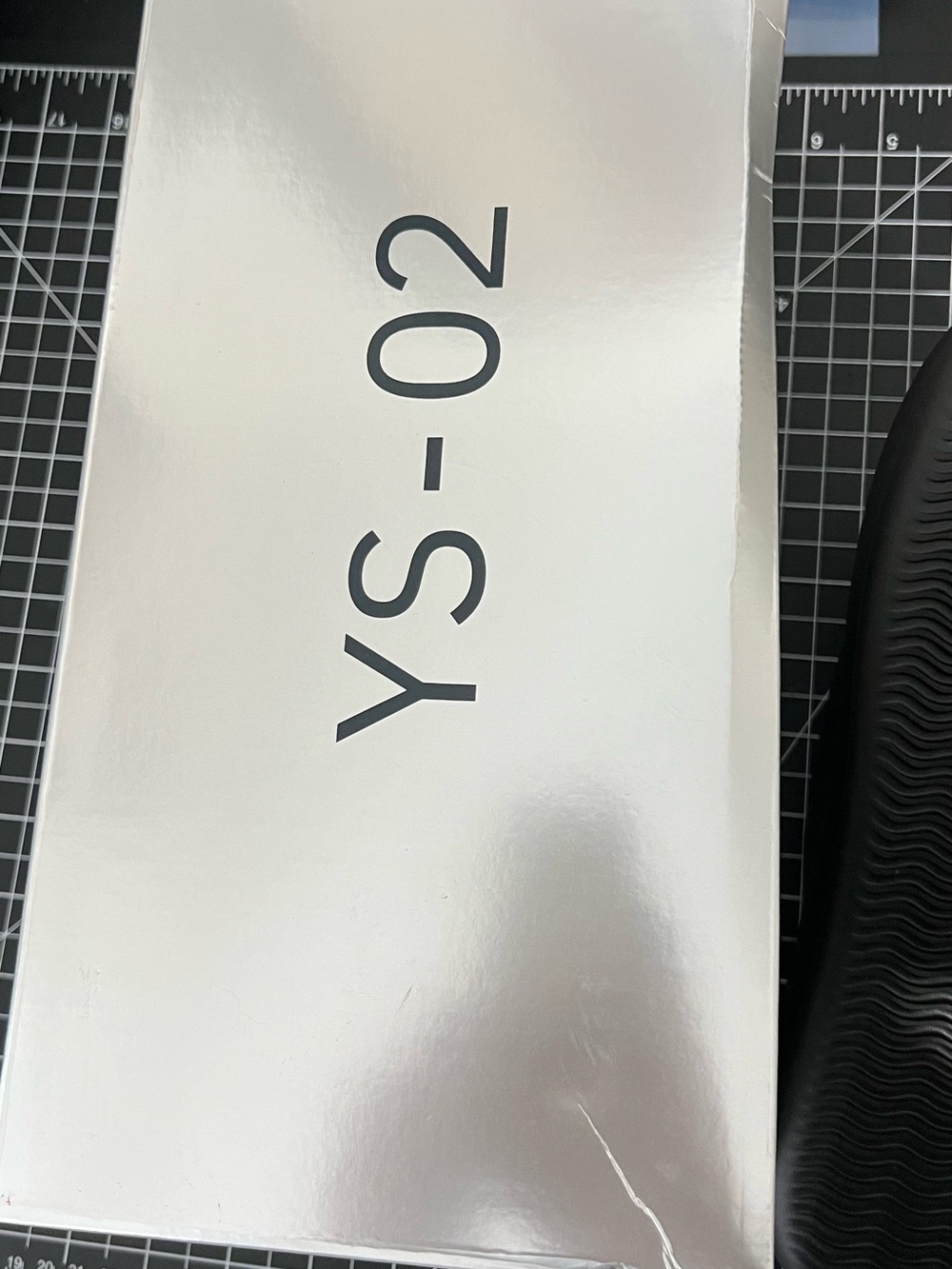 Yeezy Black Foam Slide Sandals - Picture 2 of 5